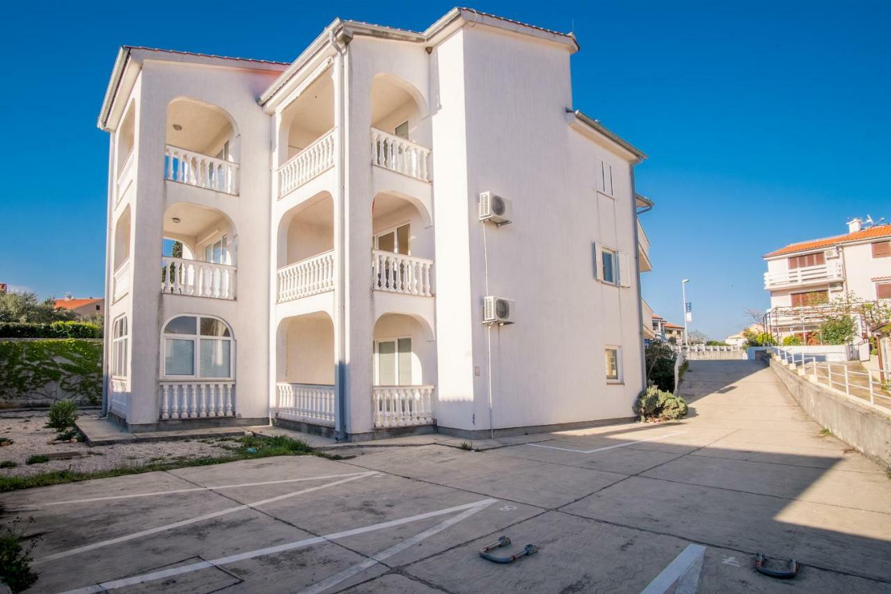 Apartment Filip Krk Town Eksteriør billede